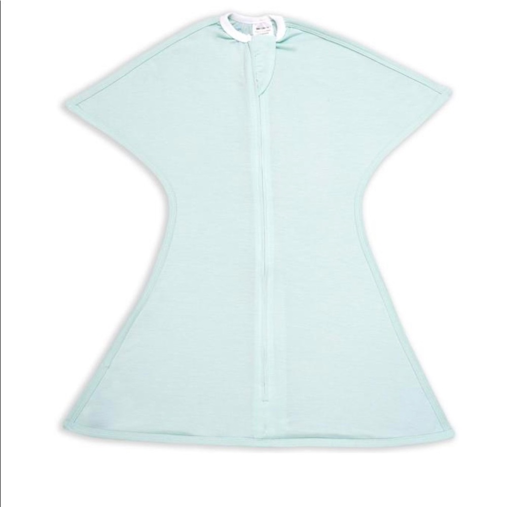Sleeping baby - zipadee sleep slack - mint green.